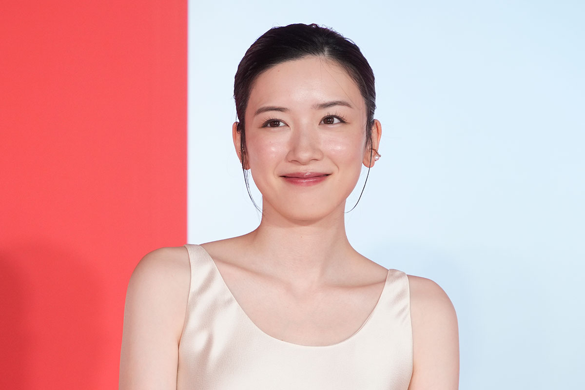 永野芽郁さん(2024年6月、時事通信フォト)