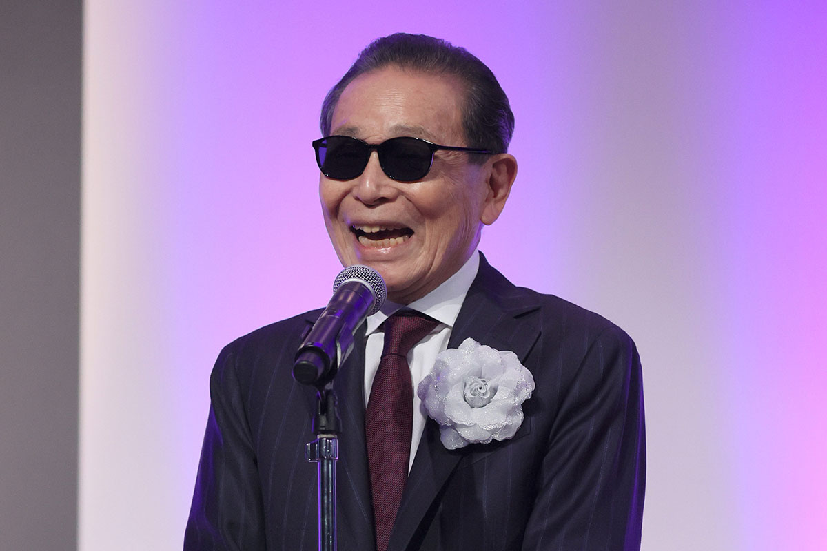 第60回ギャラクシー賞贈賞式で放送批評懇談会60周年記念賞を受賞したタレントのタモリさん(撮影:2023年05月31日、時事)