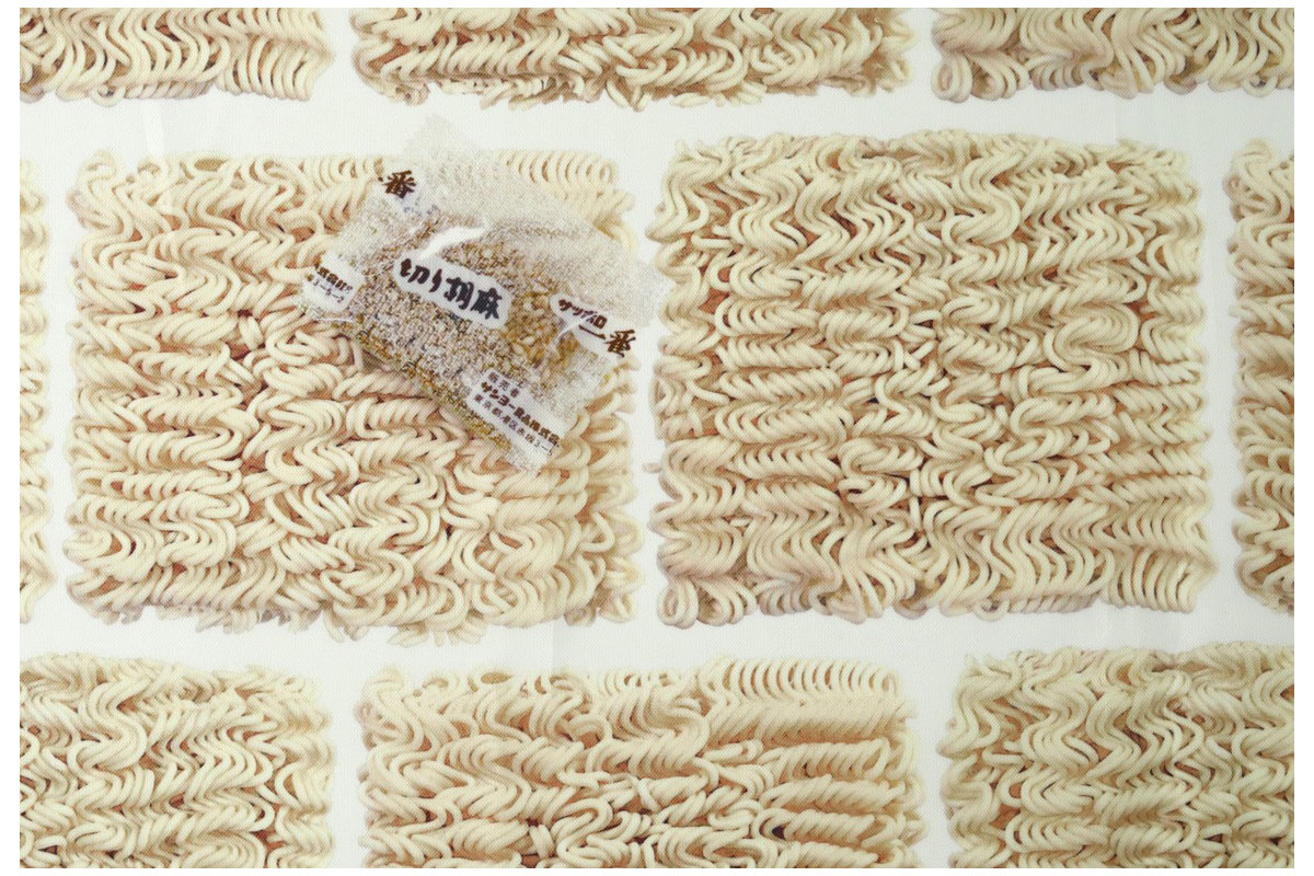 サッポロ一番 塩らーめん そのままポーチ&麺エコバッグ/¥1265(税込み)