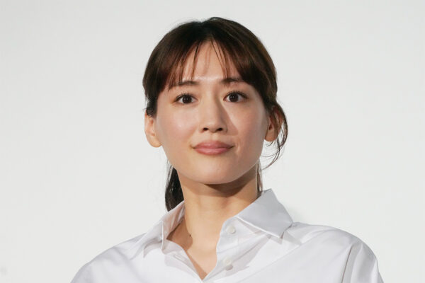 綾瀬はるかが《独身・39歳・終活》…？　NHKドラマ、 国民的女優が演じる “圧倒的リアル” の正体とは